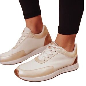 NWT MKS Luna 2 Sneakers in Bronze Women’s Size 10